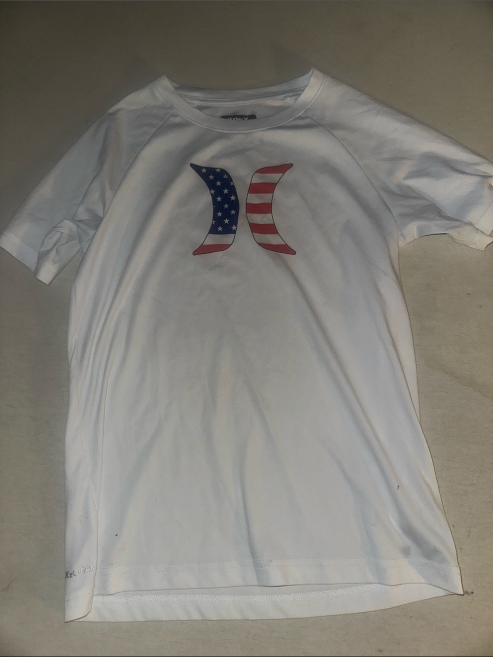 Kids Size M Hurley White Tee with American Flag Logo Rashguard